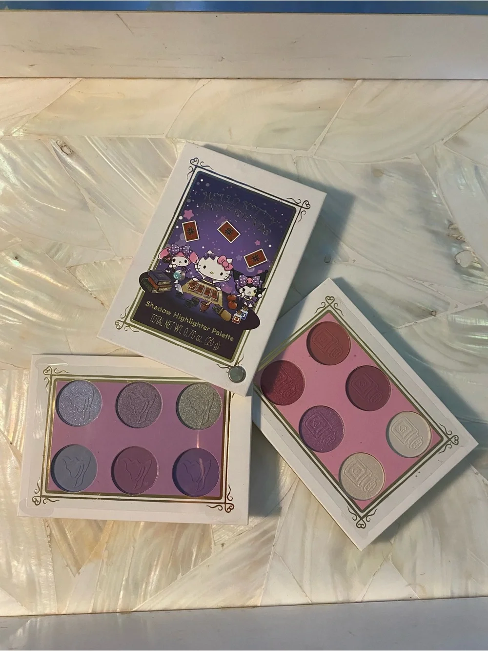 Hello Kitty and Friends Tarot Card Eye Shadow & Highlighter Palette -